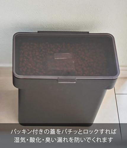 山崎実業(Yamazaki) 密閉 袋ごと ペットフードストッカー 3ｋｇ 計量カップ付 ブラック 約W28×D16.5×H28.5㎝(蓋開口時:約H43.㎝) タワー フードストッカー 保存容器 5614の特徴・詳細 画像